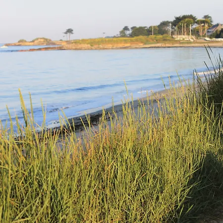 Logis & Restaurant Les Mouettes - Plage, Proche De Lorient