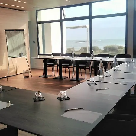 Hotell Logis & Restaurant Les Mouettes - Plage, Proche De Lorient