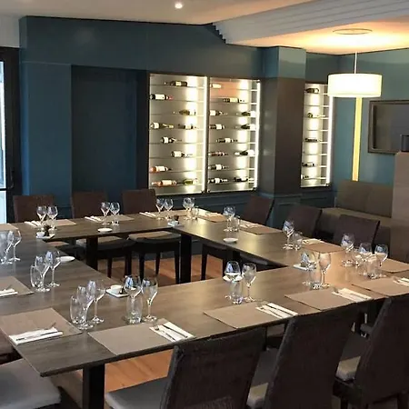 Logis & Restaurant Les Mouettes - Plage, Proche De Lorient