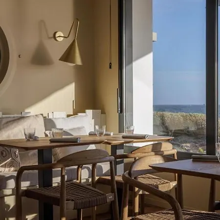 Logis & Restaurant Les Mouettes - Plage, Proche De Lorient
