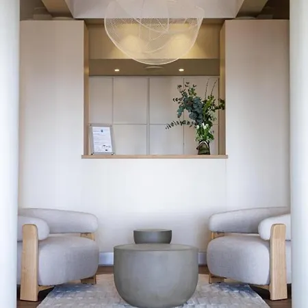 Hotell Logis & Restaurant Les Mouettes - Plage, Proche De Lorient Larmor-Plage