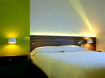 Отель Logis & Restaurant Les Mouettes - Plage, Proche De Lorient 3*