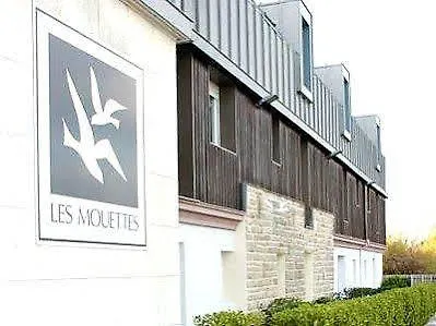 Logis & Restaurant Les Mouettes - Plage, Proche De Lorient Hotell